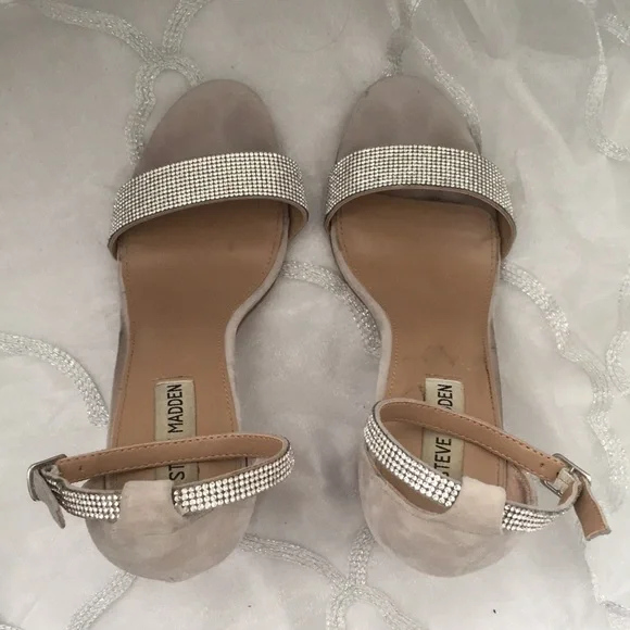 Steve Madden Kalina rhinestone heels - Picture 4 of 14